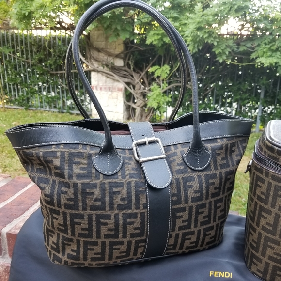 Authentic Fendi Tote and Train case set. - Picture 14 of 16